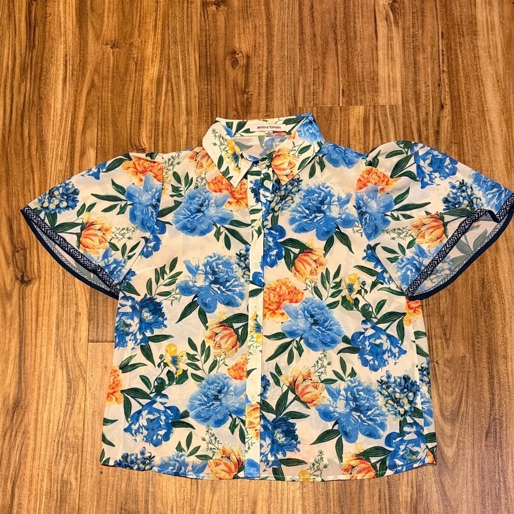 Jealous Tomato women medium top blouse Floral Button Down Shirt  Blue cream boho